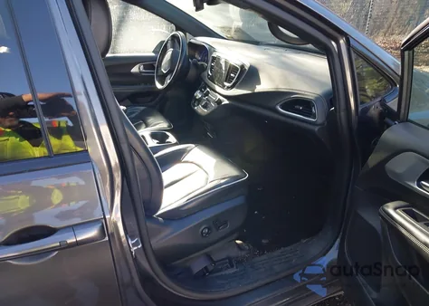 2020 Chrysler Pacifica Limited from USA, damaged, VIN 2C4RC1GGXLR109244